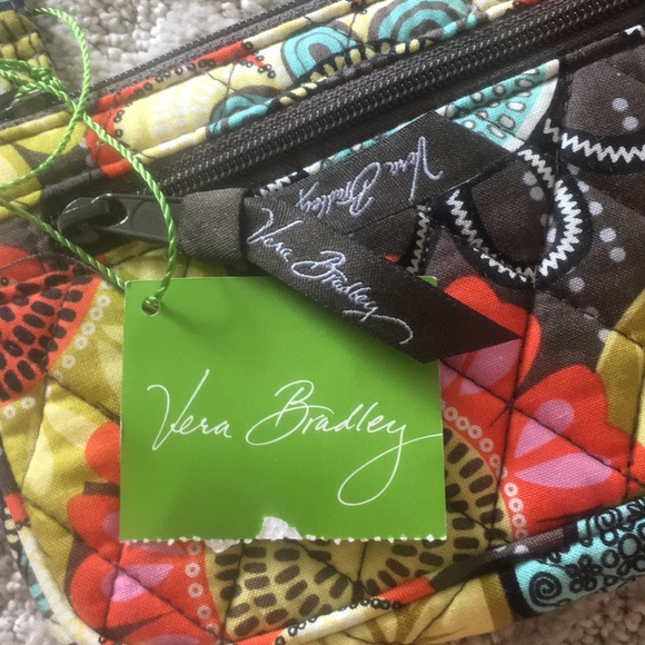 Vera Bradley clutch/ wristlet - Picture 3 of 4